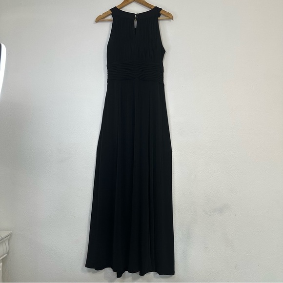 Chaya Elegant Beaded NeckLine Black Maxi Dress with Sise Zipper - Picture 4 of 16